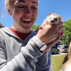 Meet your Posher, Meredith